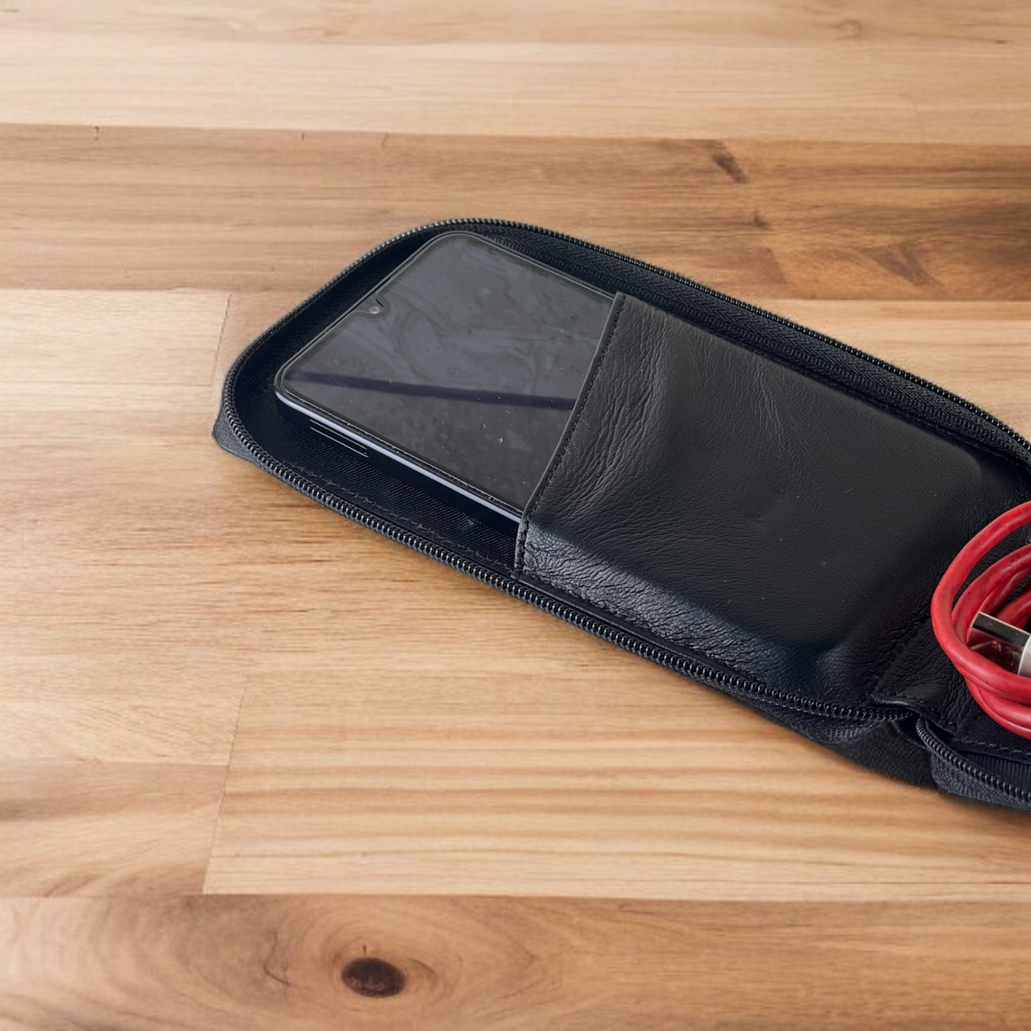 VoyageMate Wallet | Travel-Friendly Leather Organizer with Elastic Strap