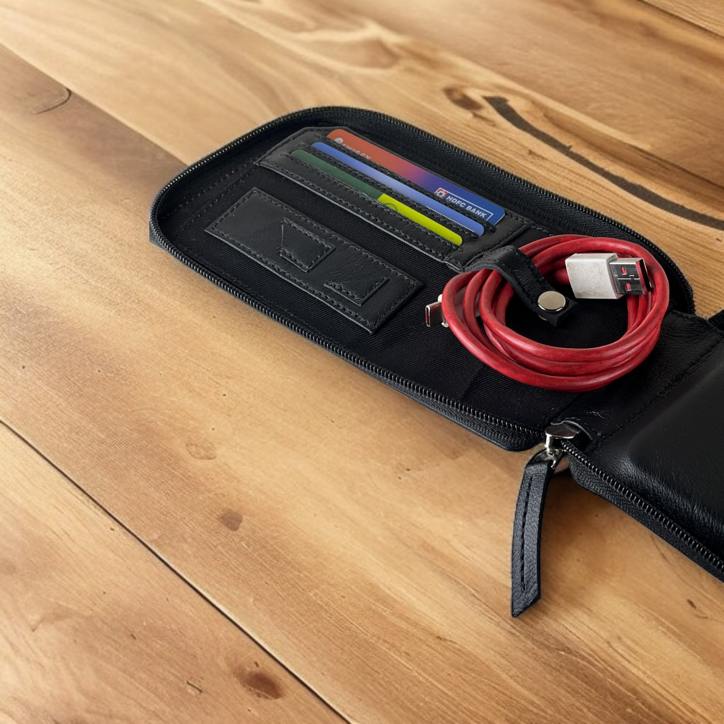 VoyageMate Wallet | Travel-Friendly Leather Organizer with Elastic Strap